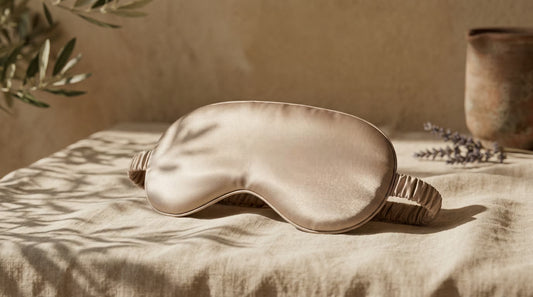 Masque de nuit en satin